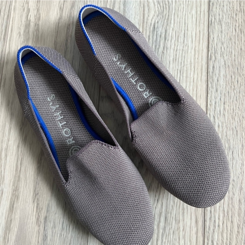 Rothy's Charcoal and Cobalt Flats W6